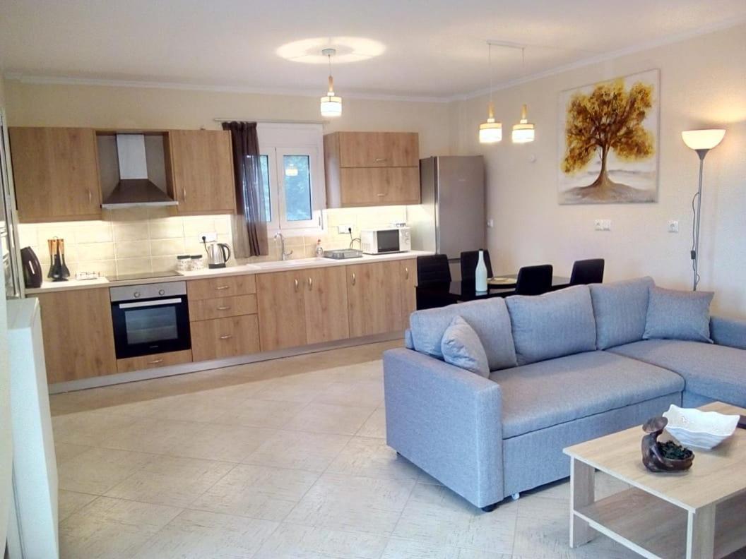 Aliveri Flat With Sea View Exterior photo